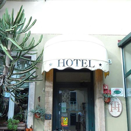 Albergo Torino Albenga Exterior foto